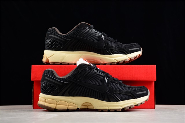 men air ZOOM VOMERO V5 shoes 2023-12-18-003